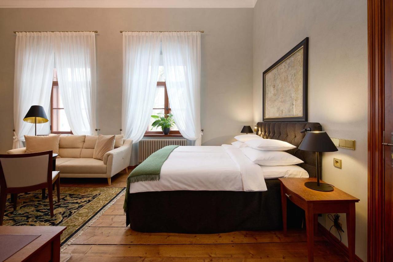 Schloss Fellin Boutique Hotel And Spa 빌얀디 외부 사진