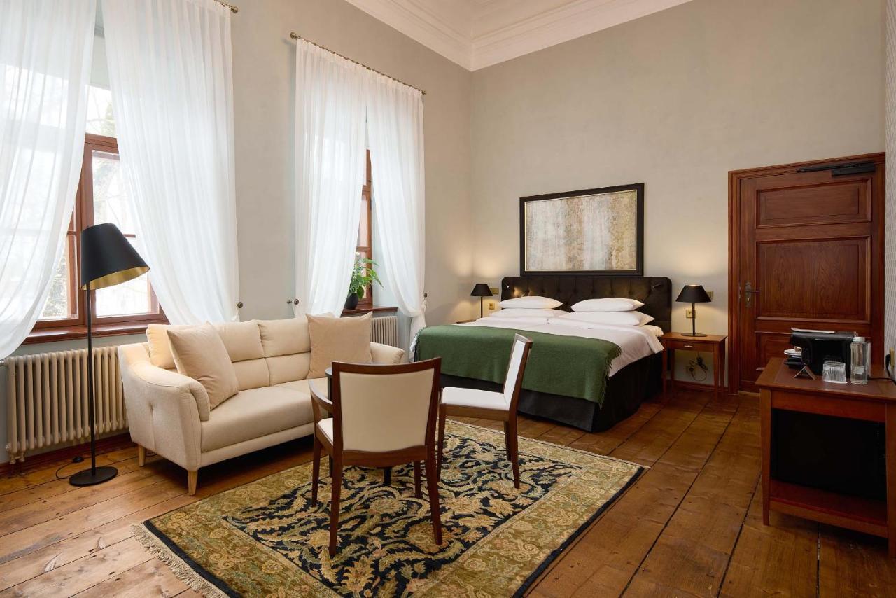 Schloss Fellin Boutique Hotel And Spa 빌얀디 외부 사진