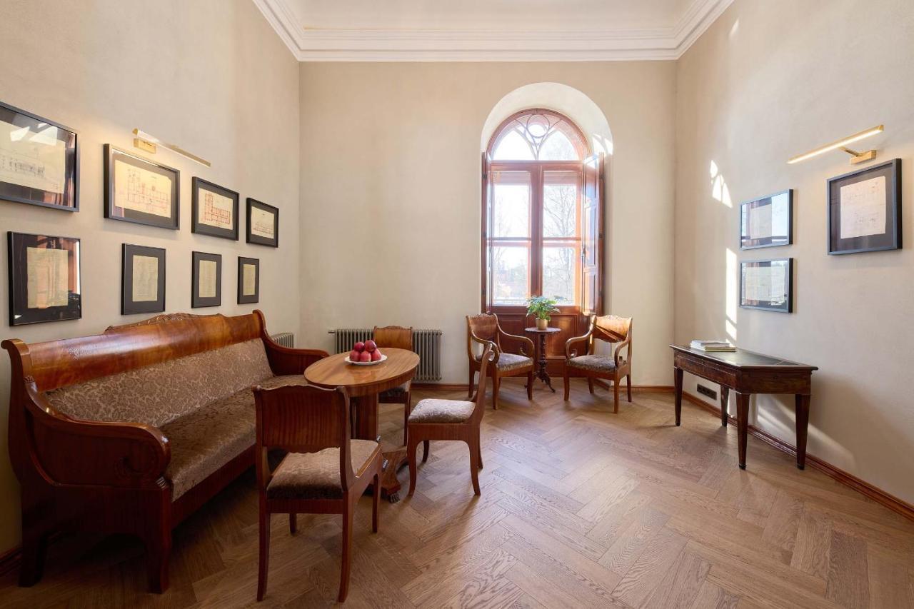 Schloss Fellin Boutique Hotel And Spa 빌얀디 외부 사진